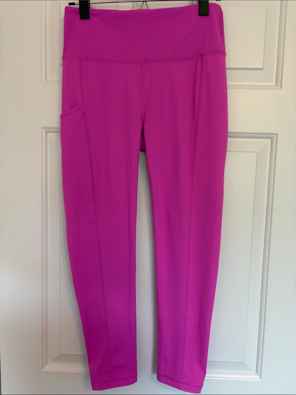 Lilly Pulitzer Women’s Pink Luxletic Athletic Leggings with Pocket, Size Medium